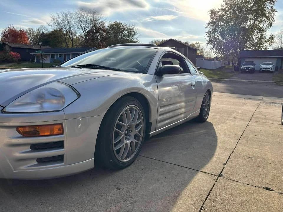 2003 Mitsubishi Eclipse 3rd Gen - Image 2 of 6