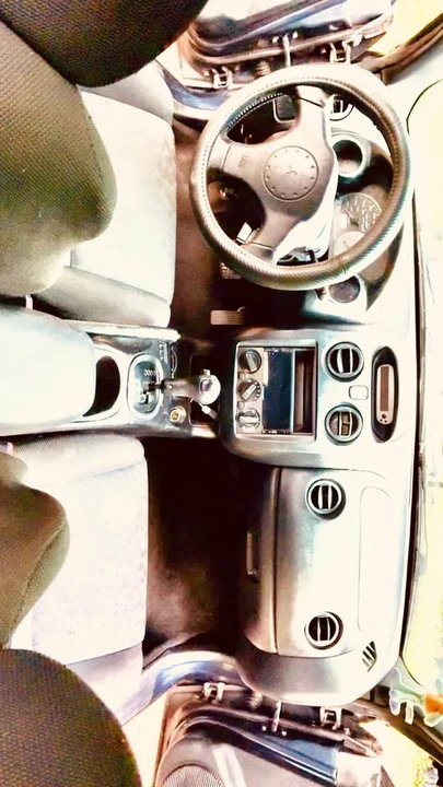 2003 Mitsubishi Eclipse 3rd Gen - Image 5 of 7