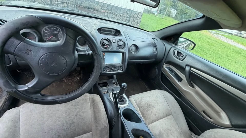 2003 Mitsubishi Eclipse 3rd Gen - Image 2 of 2