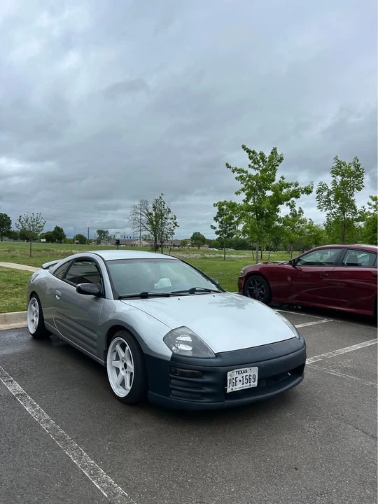 2003 Mitsubishi Eclipse 3rd Gen - Image 8 of 12