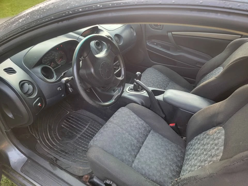 2003 Mitsubishi Eclipse 3rd Gen - Image 8 of 14