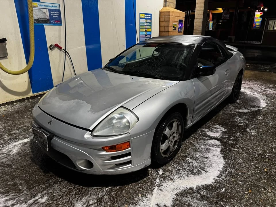 2003 Mitsubishi Eclipse 3rd Gen - Image 2 of 4