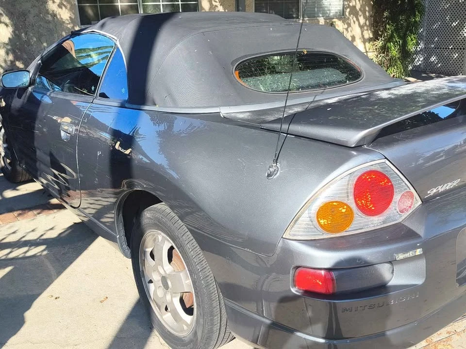 2003 Mitsubishi Eclipse 3rd Gen - Image 2 of 5