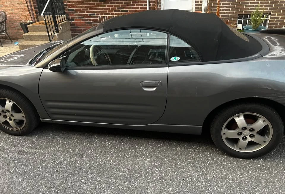 2003 Mitsubishi Eclipse 3rd Gen - Image 2 of 4