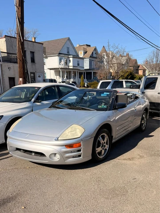 2003 Mitsubishi Eclipse 3rd Gen - Image 2 of 5
