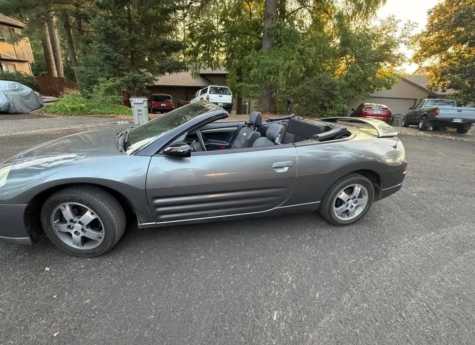 2003 Mitsubishi Eclipse 3rd Gen - Image 2 of 11