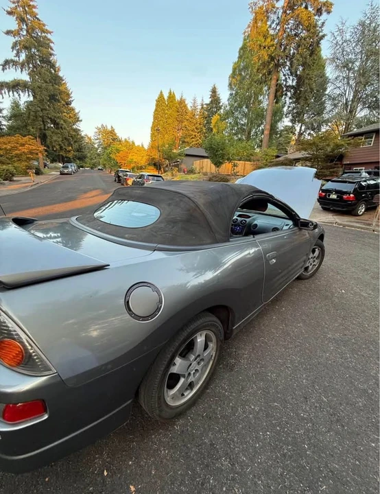 2003 Mitsubishi Eclipse 3rd Gen - Image 10 of 11