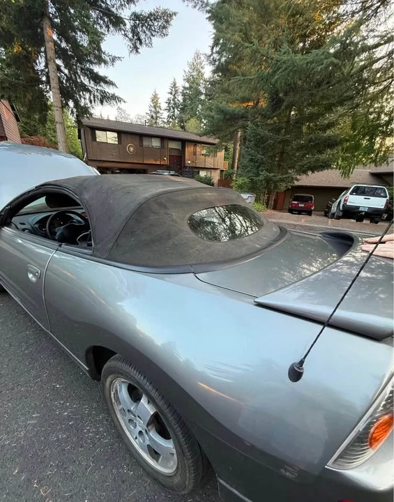2003 Mitsubishi Eclipse 3rd Gen - Image 11 of 11