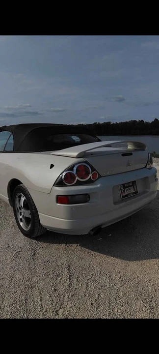 2003 Mitsubishi Eclipse 3rd Gen - Image 2 of 5