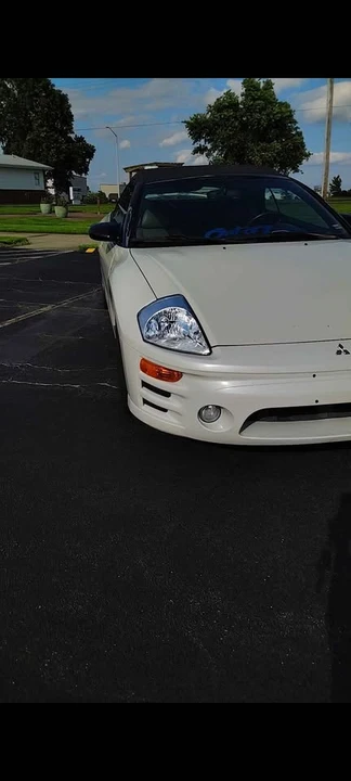 2003 Mitsubishi Eclipse 3rd Gen - Image 3 of 5