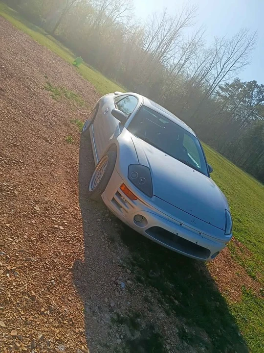 2003 Mitsubishi Eclipse 3rd Gen - Image 2 of 2