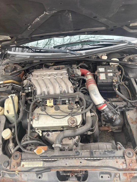 2003 Mitsubishi - Image 2 of 11