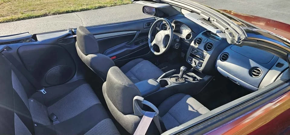 2003 Mitsubishi Eclipse 3rd Gen - Image 2 of 4