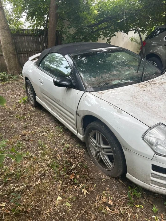 2003 Mitsubishi Eclipse 3rd Gen - Image 2 of 5