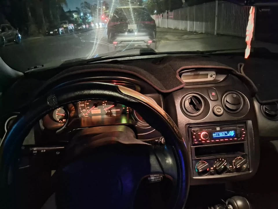 2003 Mitsubishi Eclipse 3rd Gen - Image 6 of 9