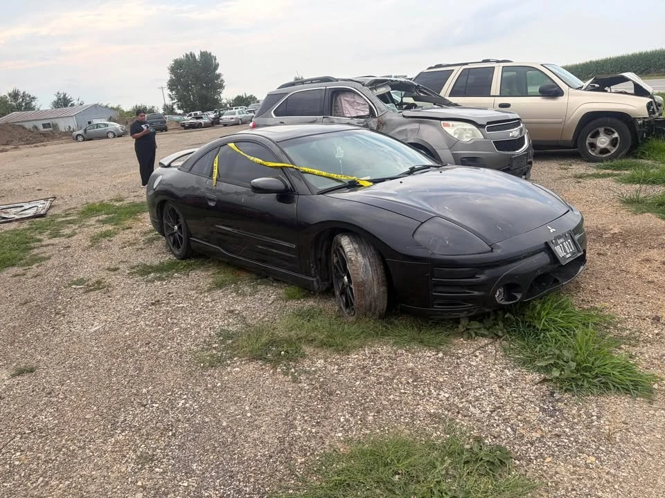 2003 Mitsubishi Eclipse 3rd Gen - Image 2 of 4