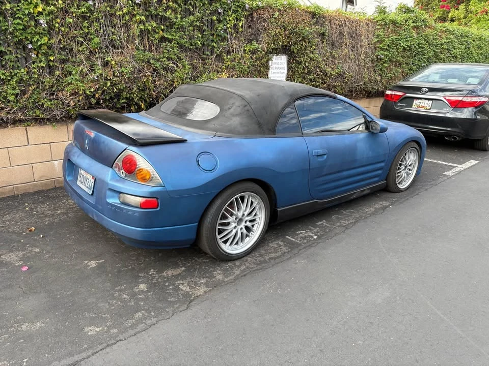 2003 Mitsubishi Eclipse 3rd Gen - Image 2 of 3