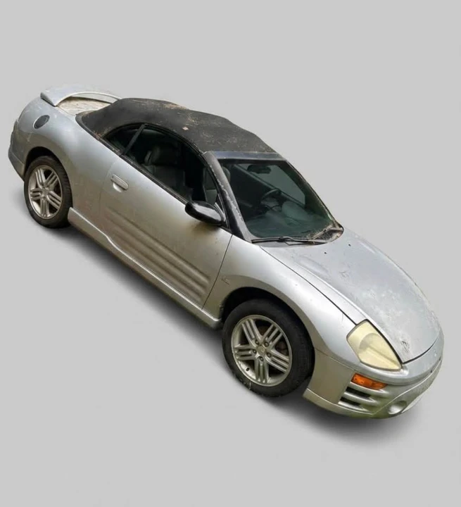 2003 Mitsubishi Eclipse 3rd Gen - Image 2 of 4
