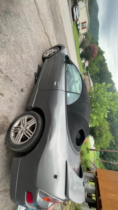 2003 Mitsubishi Eclipse 3rd Gen - Image 4 of 10