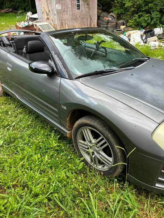 2003 Mitsubishi Eclipse 3rd Gen - Image 9 of 10