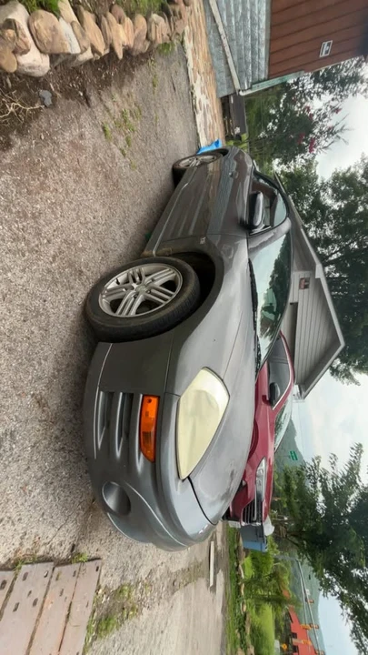 2003 Mitsubishi Eclipse 3rd Gen - Image 2 of 10