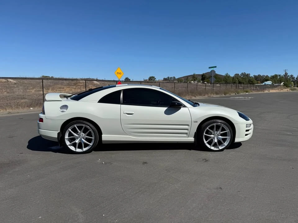 2003 Mitsubishi Eclipse 3rd Gen - Image 3 of 10
