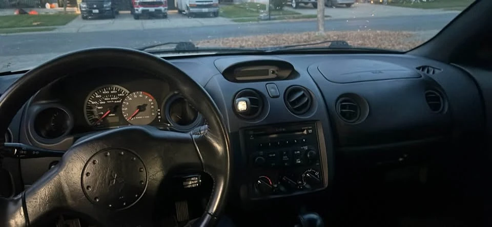 2003 Mitsubishi Eclipse 3rd Gen - Image 17 of 18