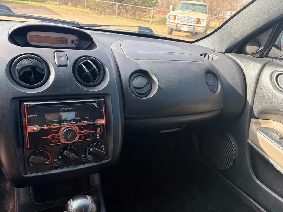 2003 Mitsubishi Eclipse 3rd Gen - Image 10 of 17