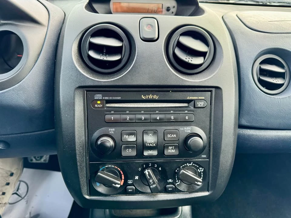 2003 Mitsubishi Eclipse 3rd Gen - Image 12 of 17