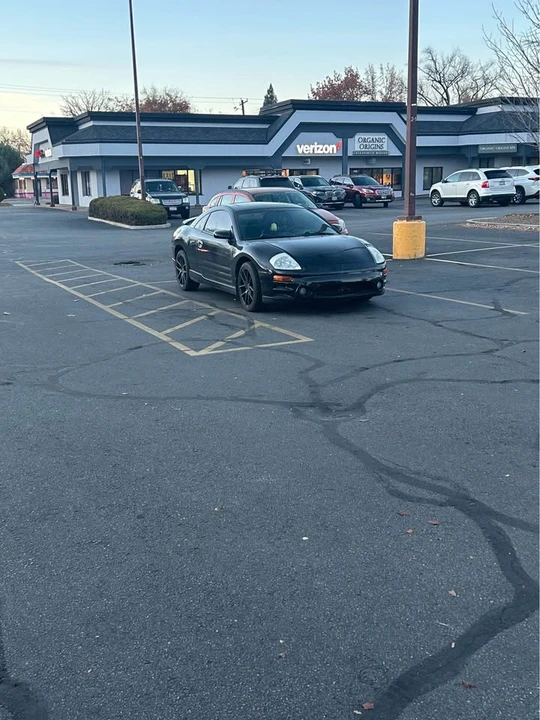 2003 Mitsubishi Eclipse 3rd Gen - Image 3 of 4