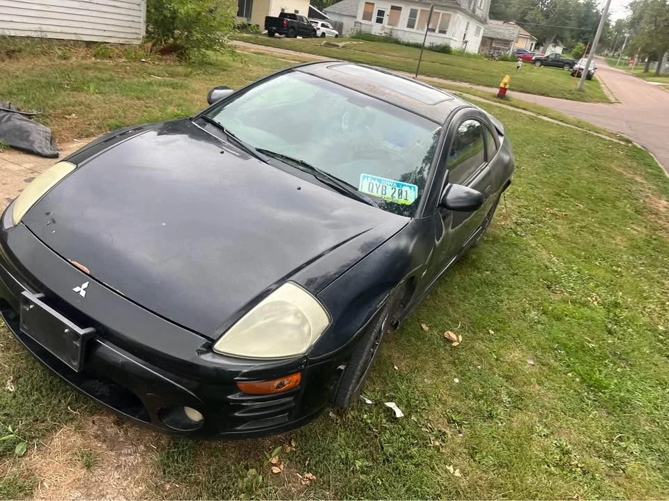 2003 Mitsubishi Eclipse 3rd Gen - Image 2 of 4