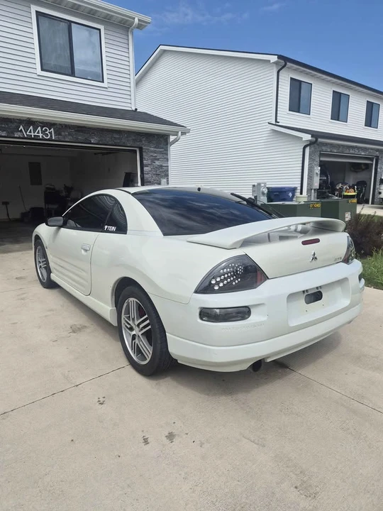 2003 Mitsubishi Eclipse 3rd Gen - Image 4 of 7