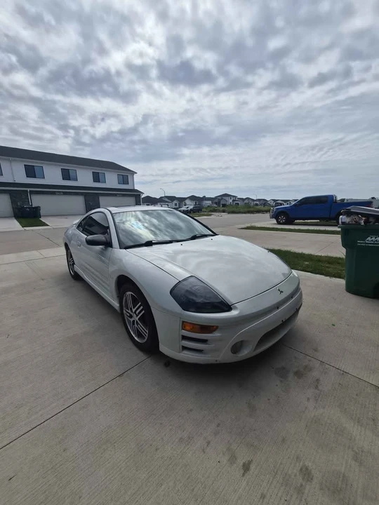 2003 Mitsubishi Eclipse 3rd Gen - Image 2 of 7