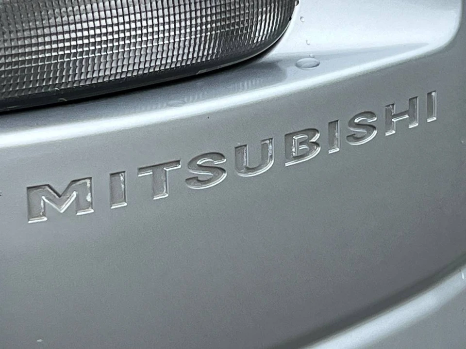2003 Mitsubishi Eclipse 3rd Gen - Image 21 of 24