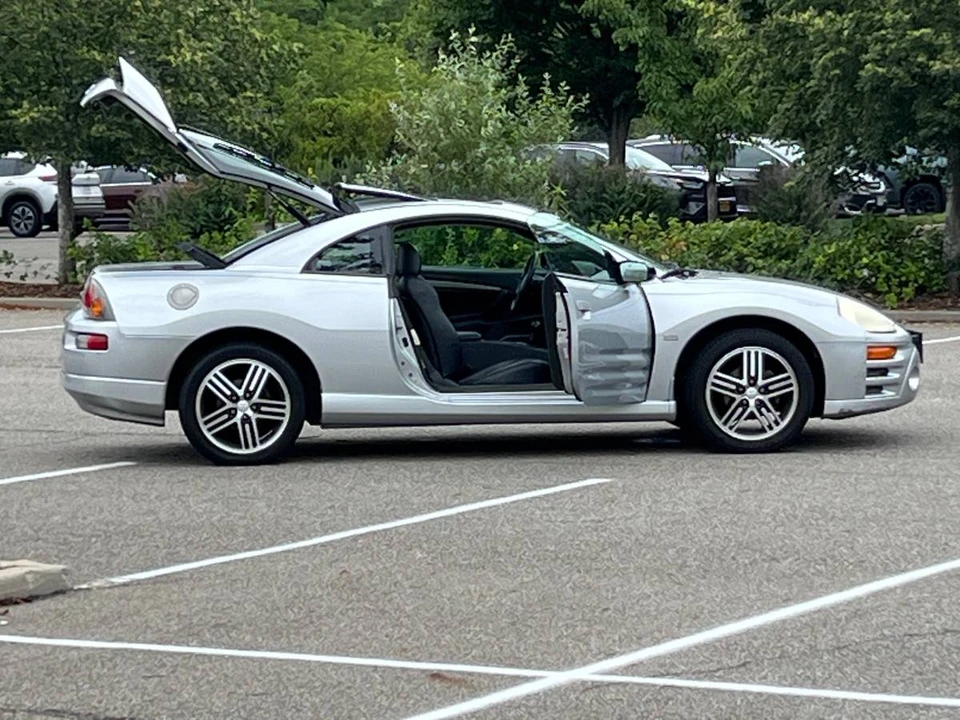 2003 Mitsubishi Eclipse 3rd Gen - Image 10 of 24