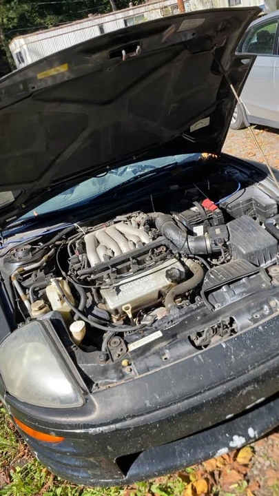 2003 Mitsubishi Eclipse 3rd Gen - Image 2 of 10
