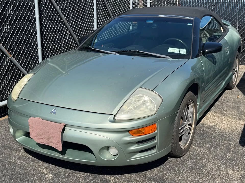 2003 Mitsubishi Eclipse 3rd Gen - Image 2 of 10