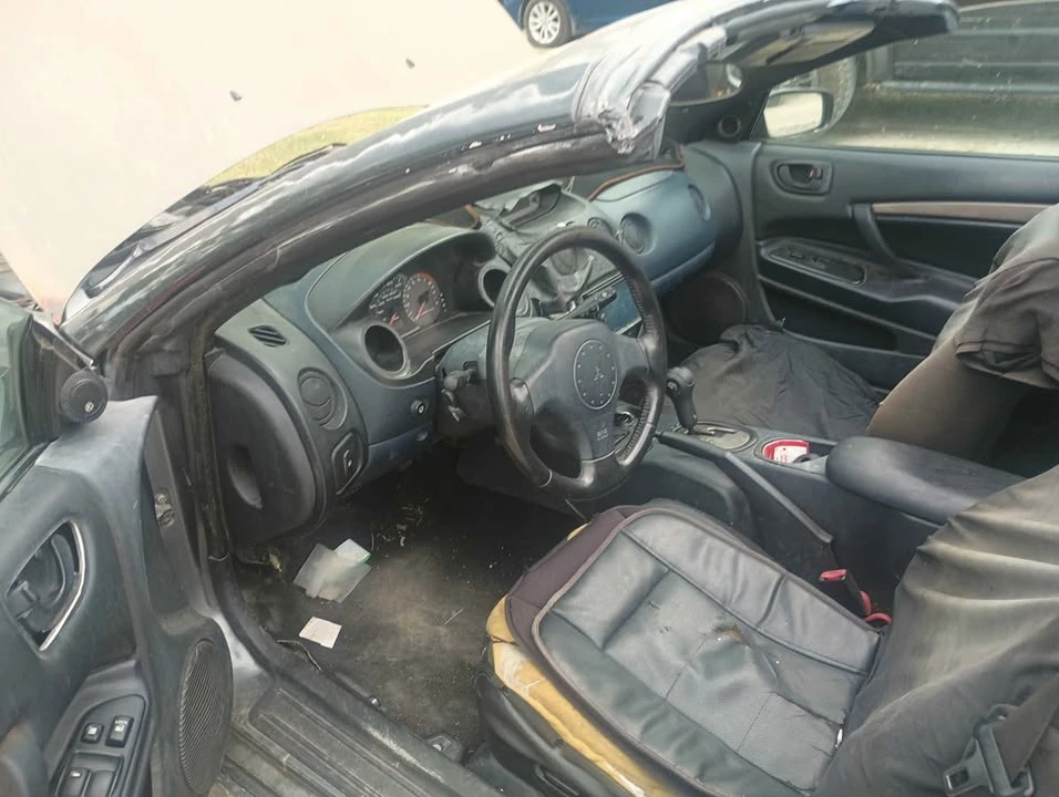 2003 Mitsubishi Eclipse 3rd Gen - Image 2 of 7