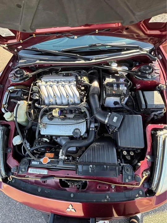 2003 Mitsubishi Eclipse 3rd Gen - Image 9 of 11
