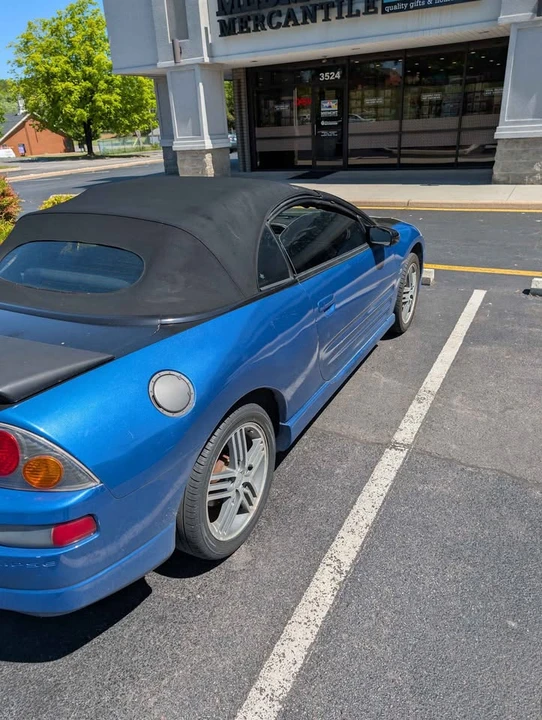 2003 Mitsubishi Eclipse 3rd Gen - Image 3 of 4