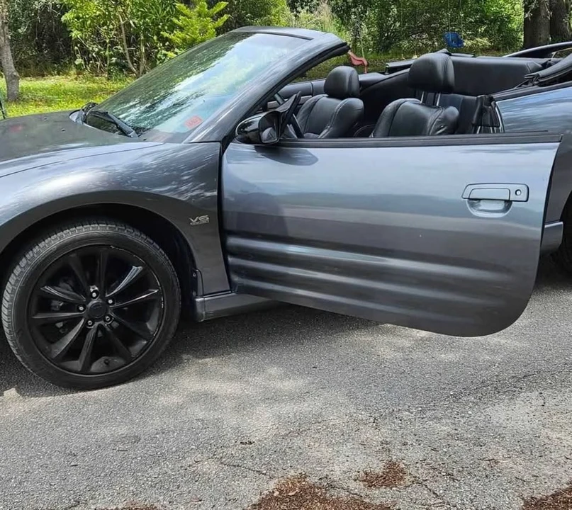 2003 Mitsubishi Eclipse 3rd Gen - Image 3 of 10