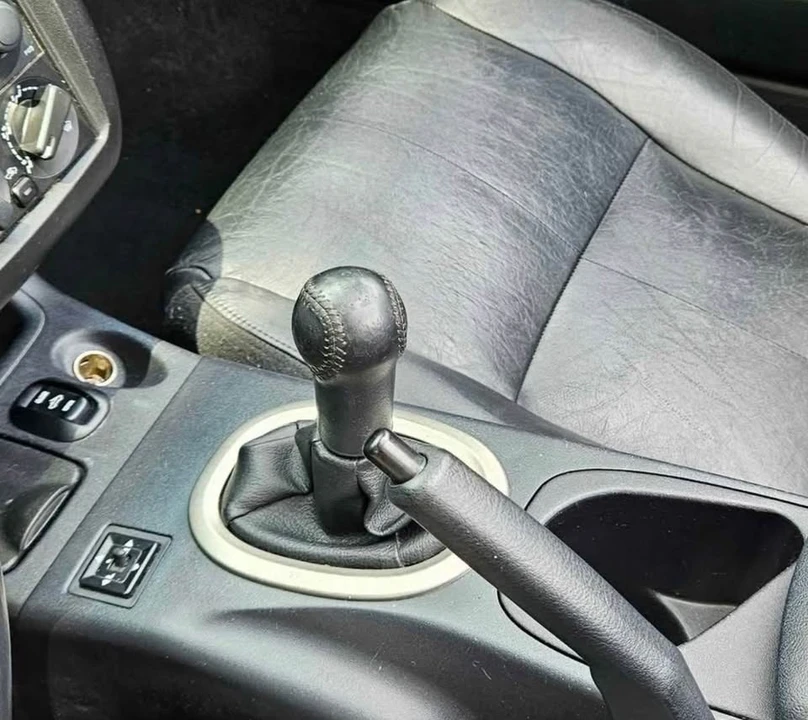 2003 Mitsubishi Eclipse 3rd Gen - Image 9 of 10