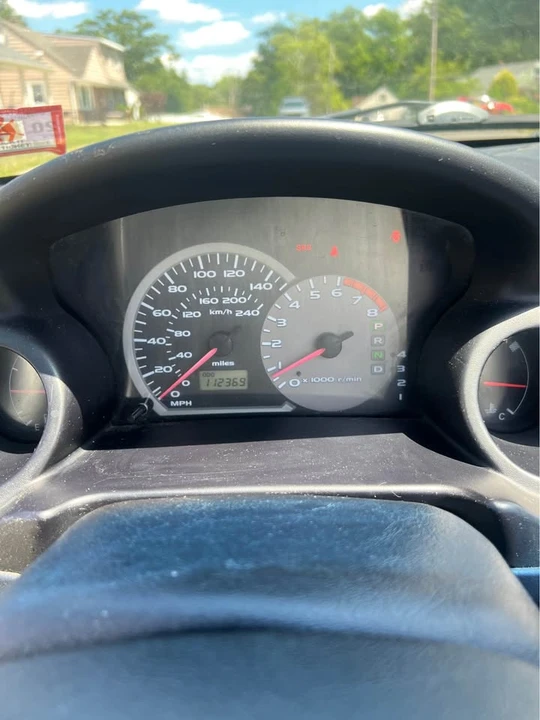 2003 Mitsubishi Eclipse 3rd Gen - Image 10 of 11