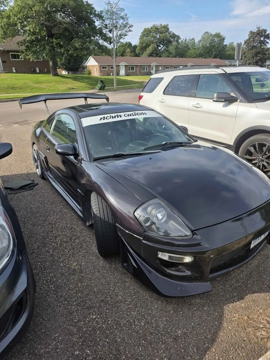 2003 Mitsubishi Eclipse 3rd Gen - Image 2 of 14