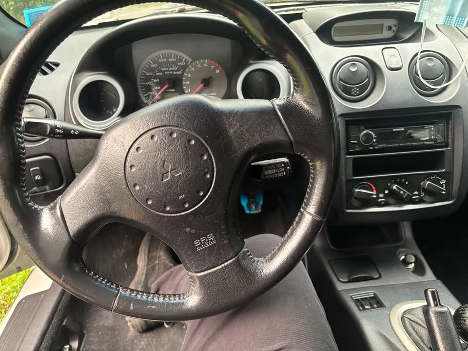 2003 Mitsubishi Eclipse 3rd Gen - Image 4 of 14