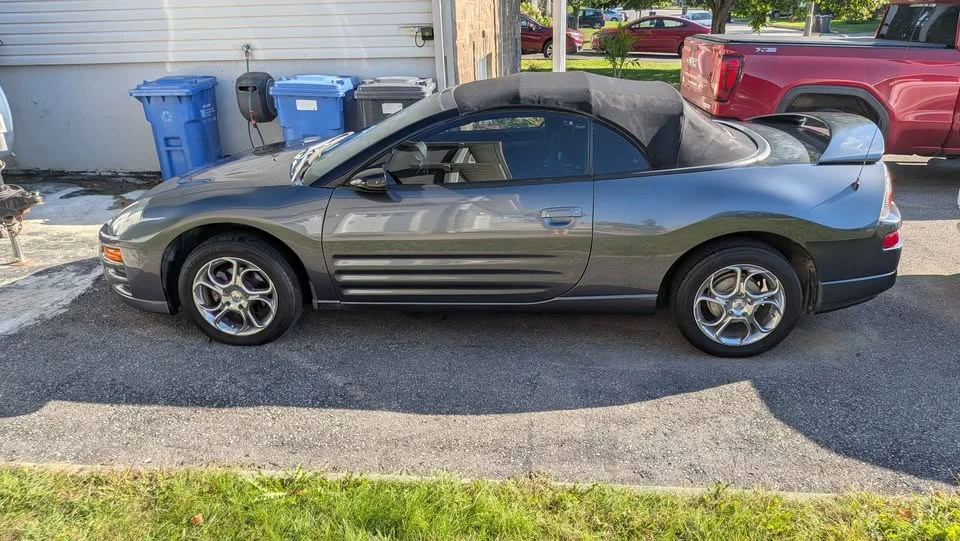 2003 Mitsubishi Eclipse 3rd Gen - Image 2 of 11