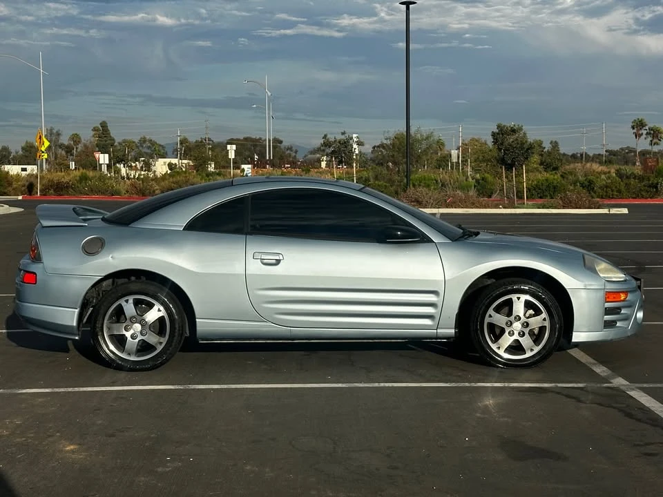 2003 Mitsubishi Eclipse 3rd Gen - Image 4 of 11