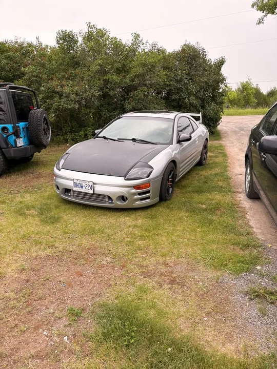 2003 Mitsubishi Eclipse 3rd Gen - Image 9 of 11
