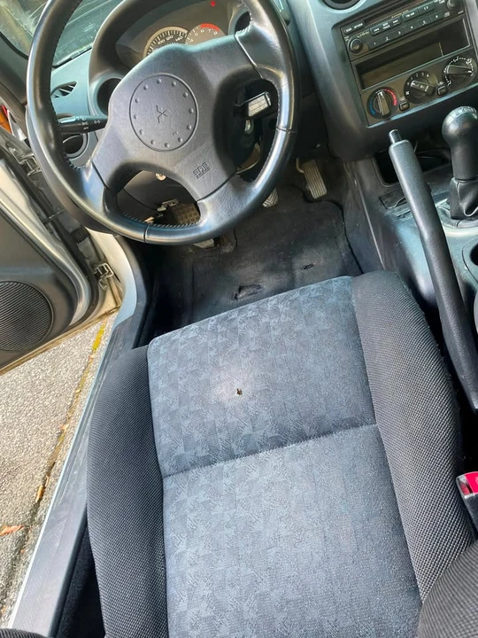 2003 Mitsubishi Eclipse 3rd Gen - Image 12 of 15