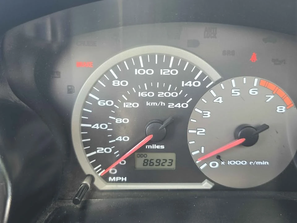 2003 Mitsubishi Eclipse 3rd Gen - Image 15 of 20